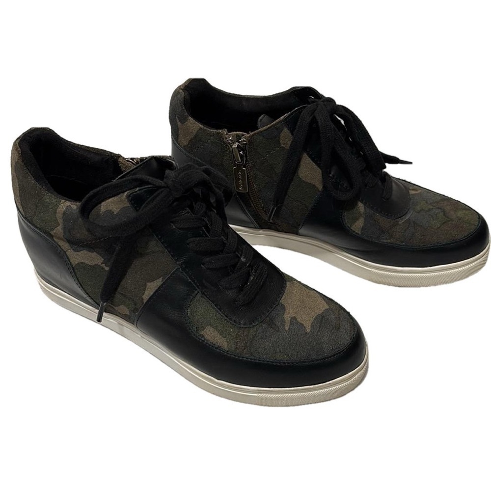Blonde Goldy Wedge Sneakers, Size 7M, Camouflage & Black - Picture 2 of 7